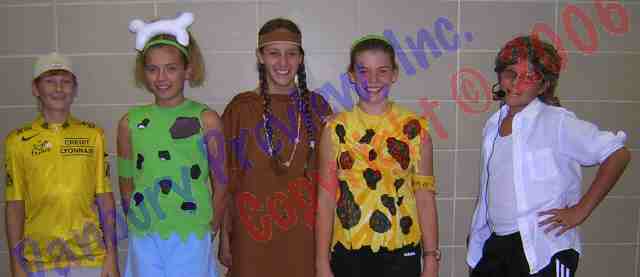 1aomv_5_costumes.jpg